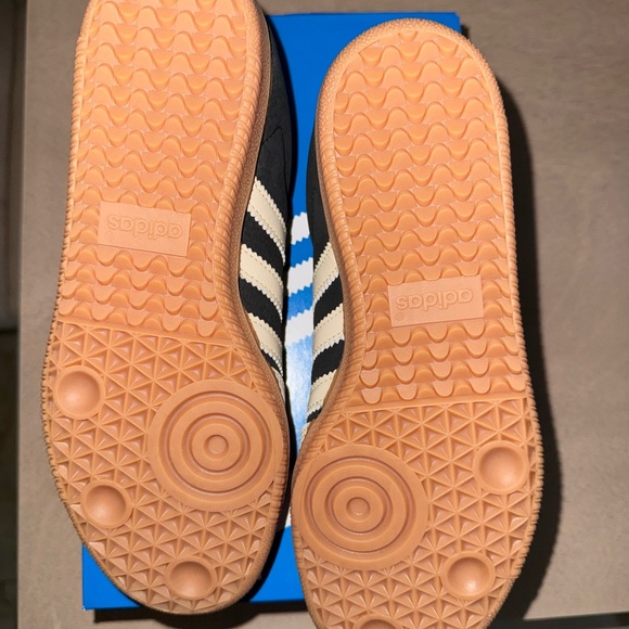 NWT Adidas Samba OG W - Picture 2 of 5